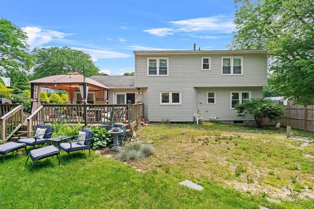100 Shelly Court Cornwall NY 12518