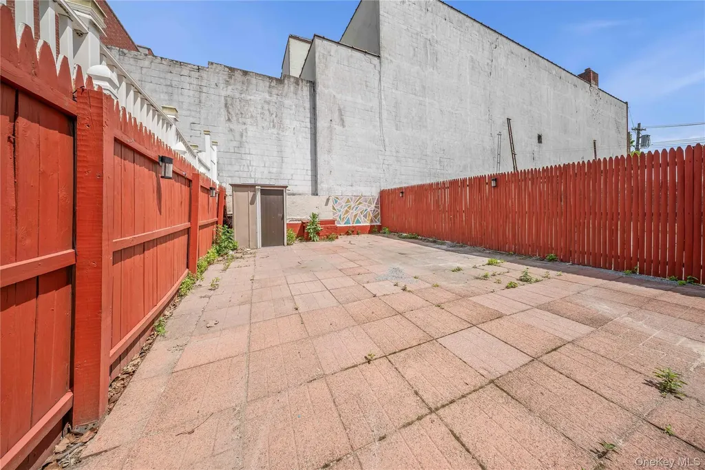 129 Beadel Street Brooklyn NY 11222