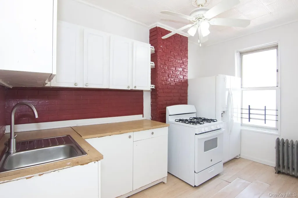 129 Beadel Street Brooklyn NY 11222