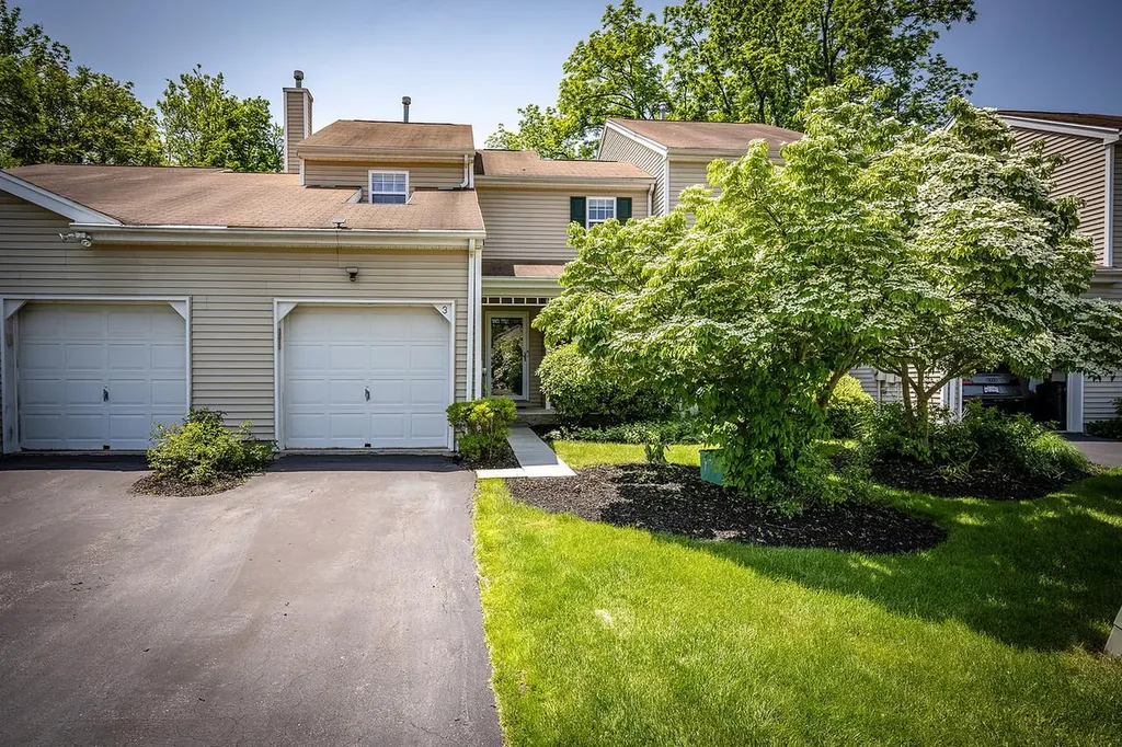 3 Bridgewater Way Poughkeepsie NY 12601