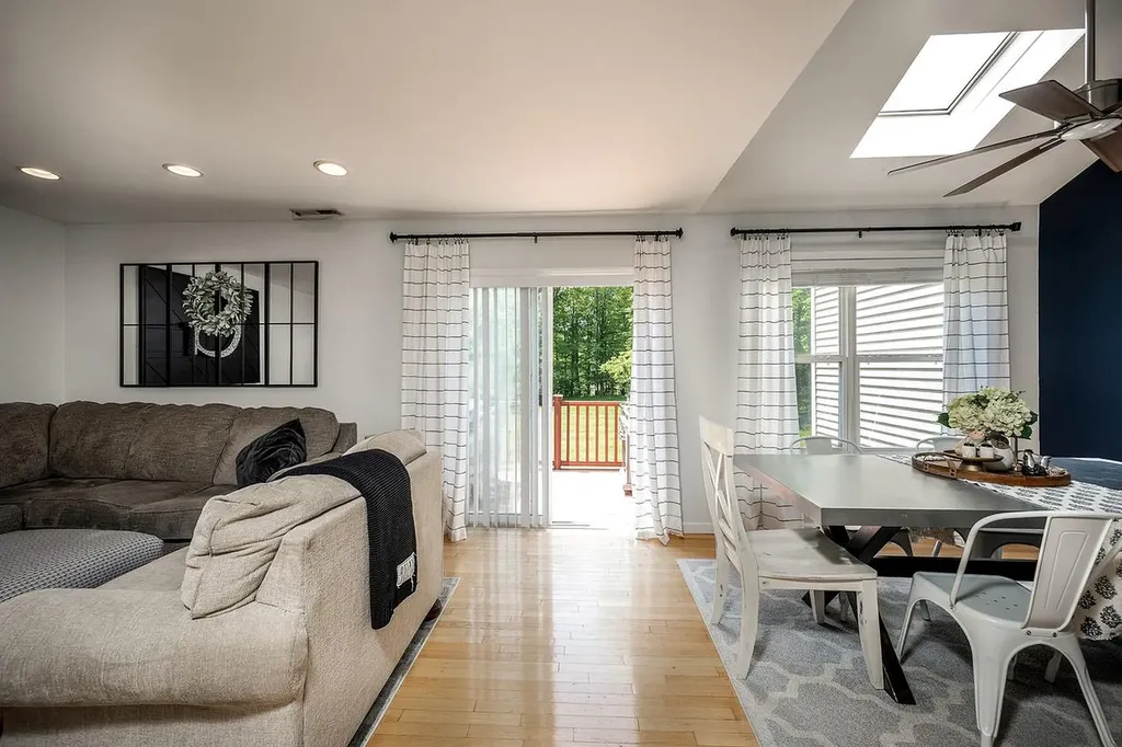 3 Bridgewater Way Poughkeepsie NY 12601