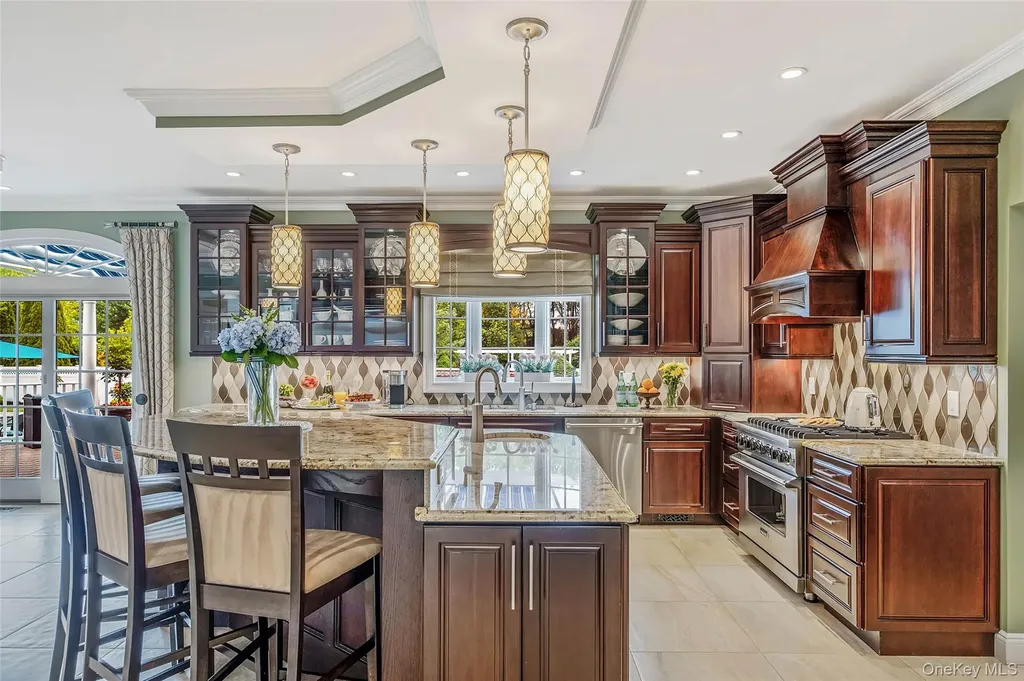 43 Casey Lane Mount Sinai NY 11766