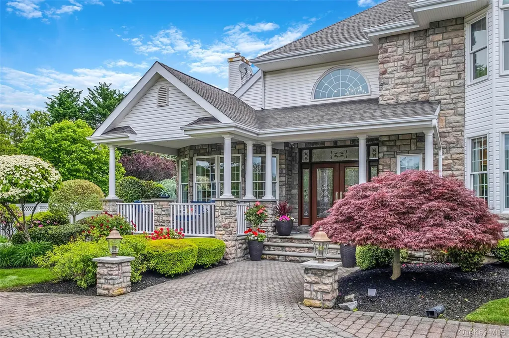 43 Casey Lane Mount Sinai NY 11766