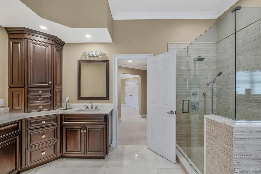 43 Casey Lane Mount Sinai NY 11766