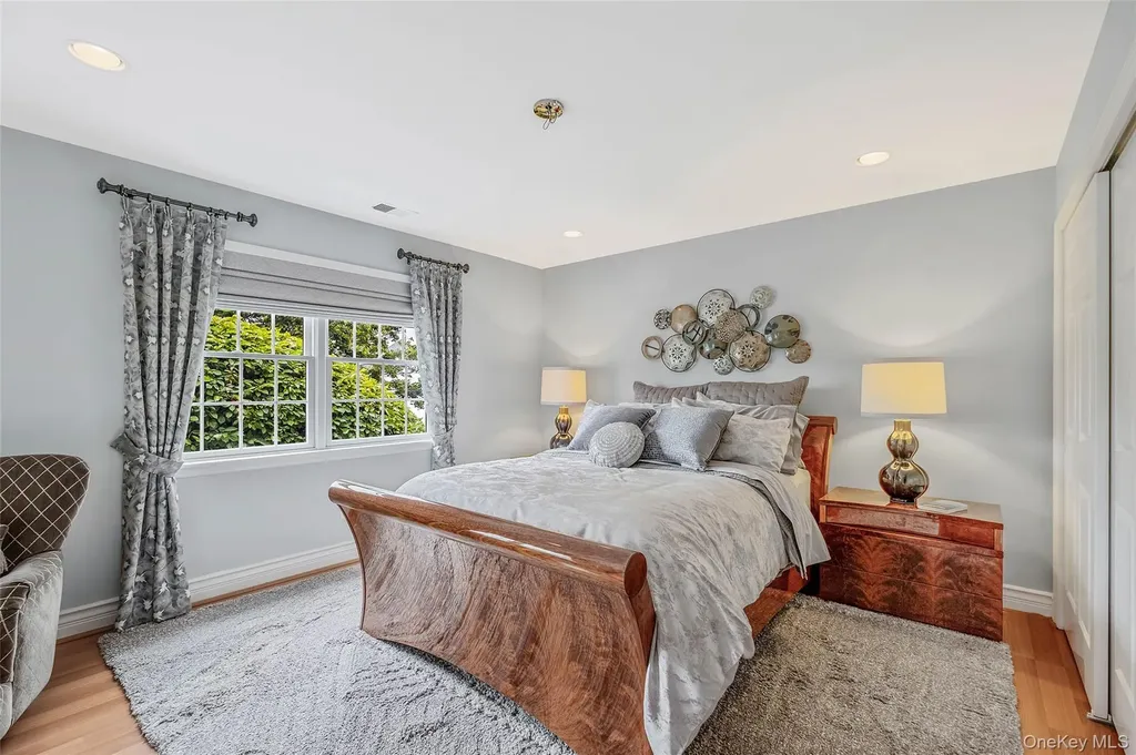 43 Casey Lane Mount Sinai NY 11766