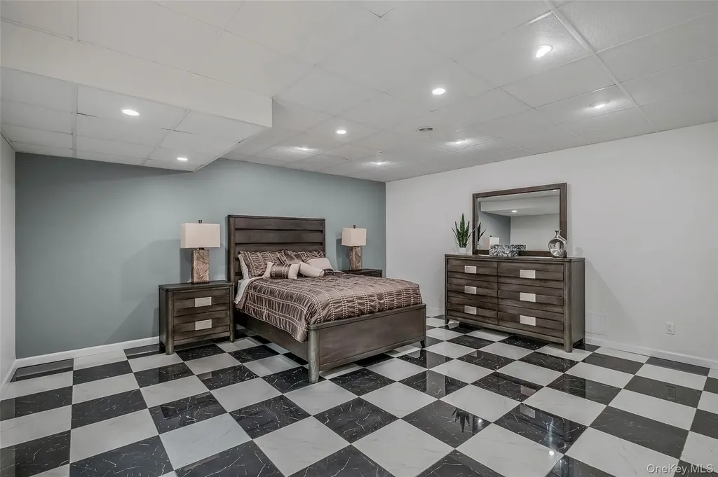 43 Casey Lane Mount Sinai NY 11766