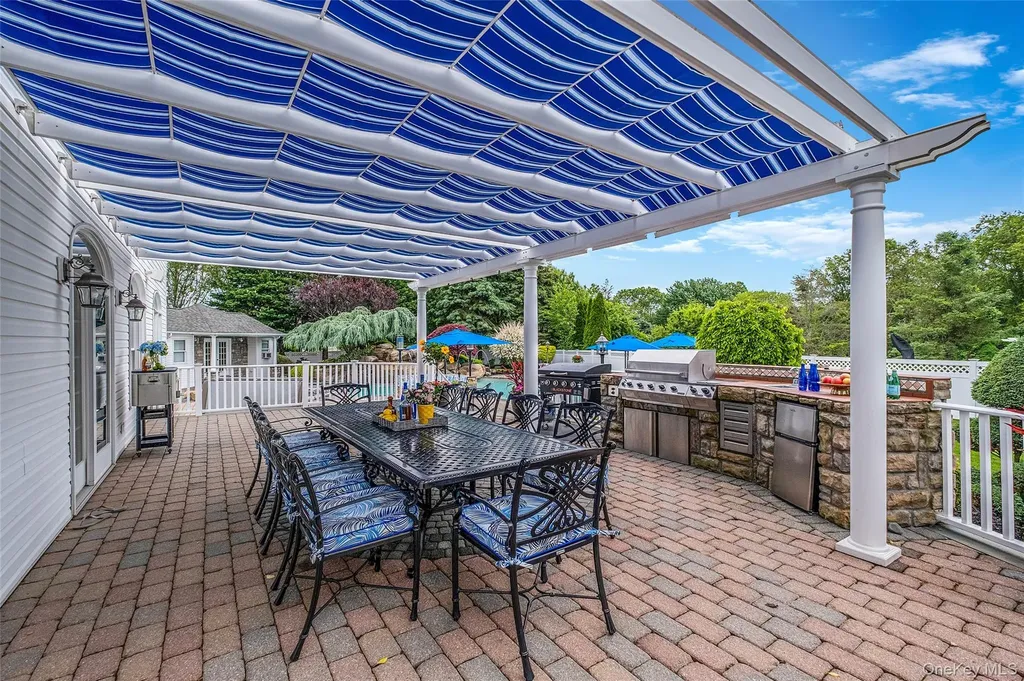43 Casey Lane Mount Sinai NY 11766