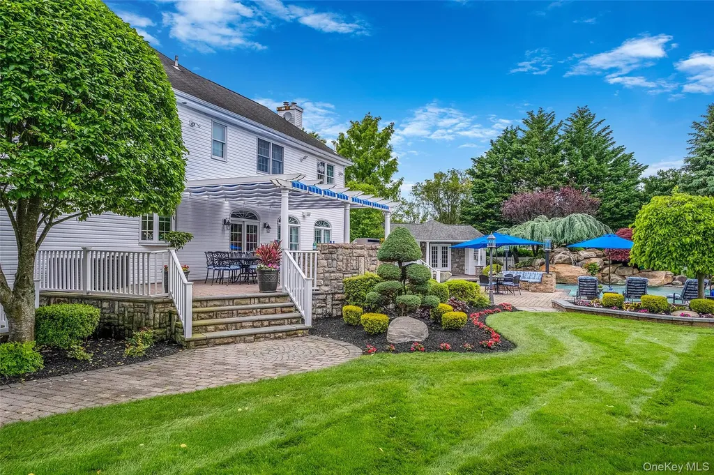 43 Casey Lane Mount Sinai NY 11766