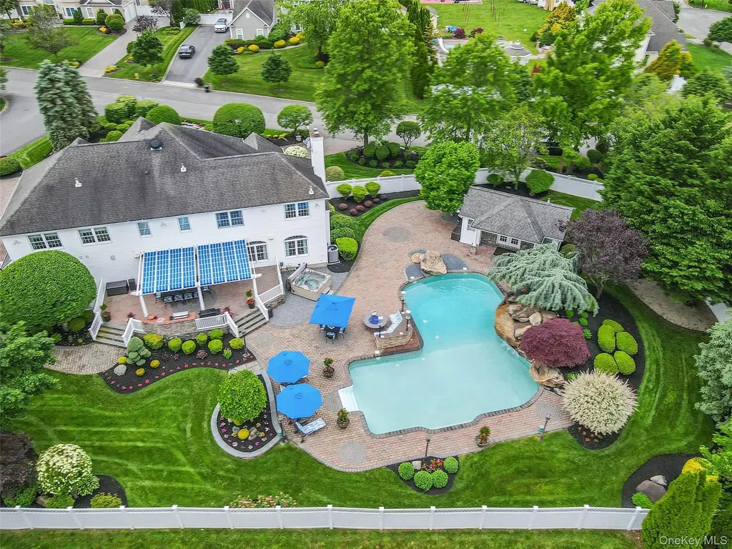43 Casey Lane Mount Sinai NY 11766
