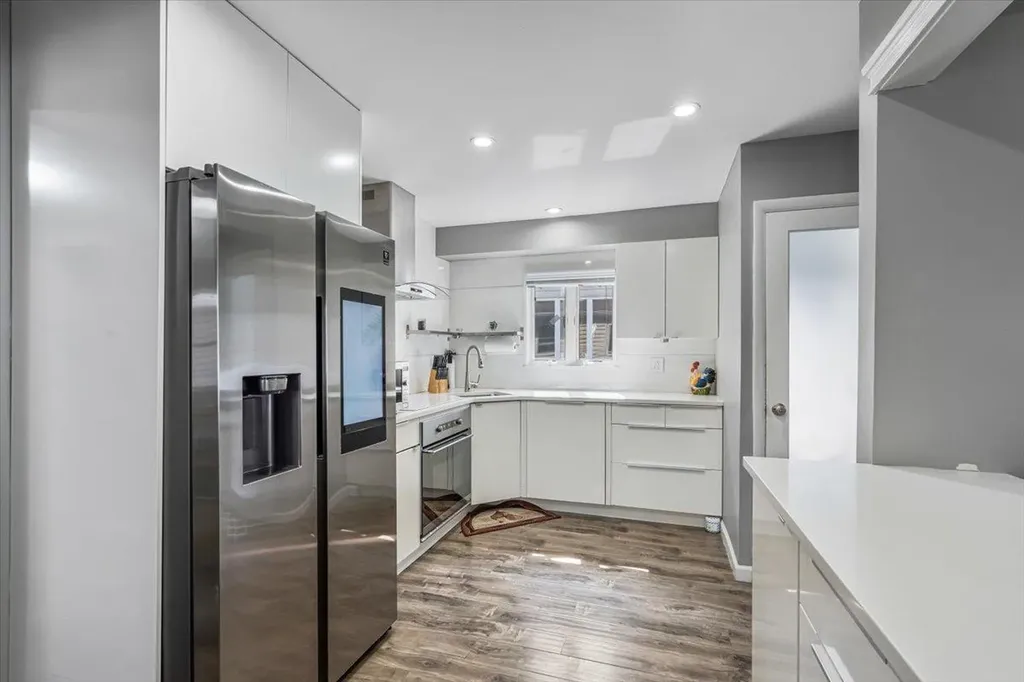 38 Leaman Place Lynbrook NY 11563