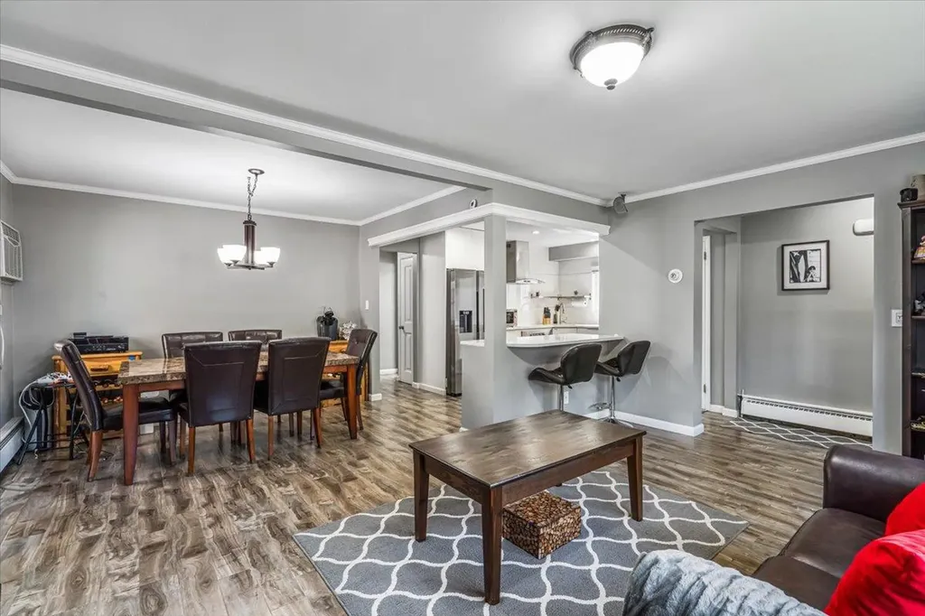 38 Leaman Place Lynbrook NY 11563