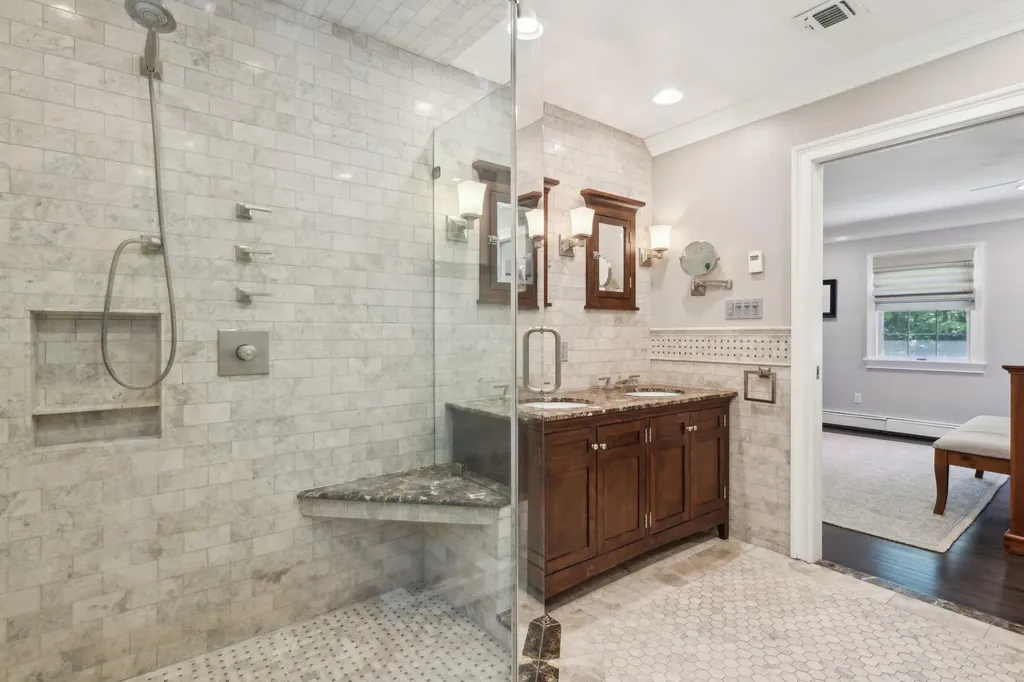 1 Highwoods Road Saint James NY 11780