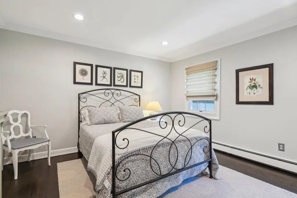 1 Highwoods Road Saint James NY 11780