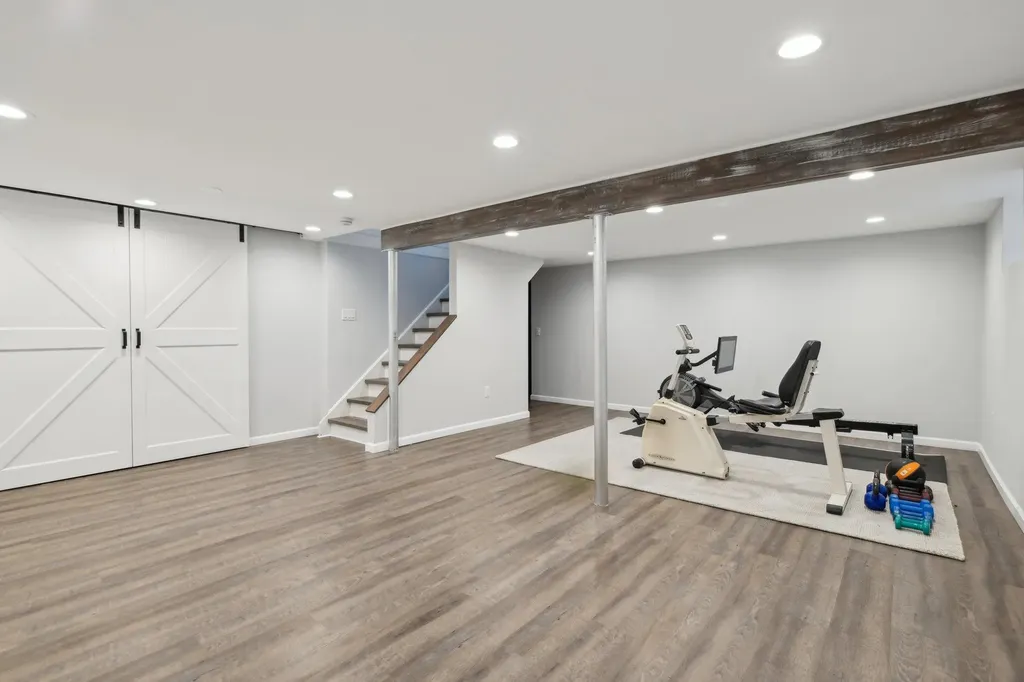 1 Highwoods Road Saint James NY 11780