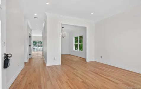 1108 Washington Place Baldwin Harbor NY 11510