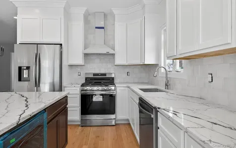 1108 Washington Place Baldwin Harbor NY 11510