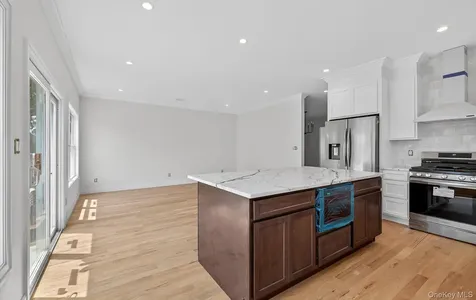 1108 Washington Place Baldwin Harbor NY 11510