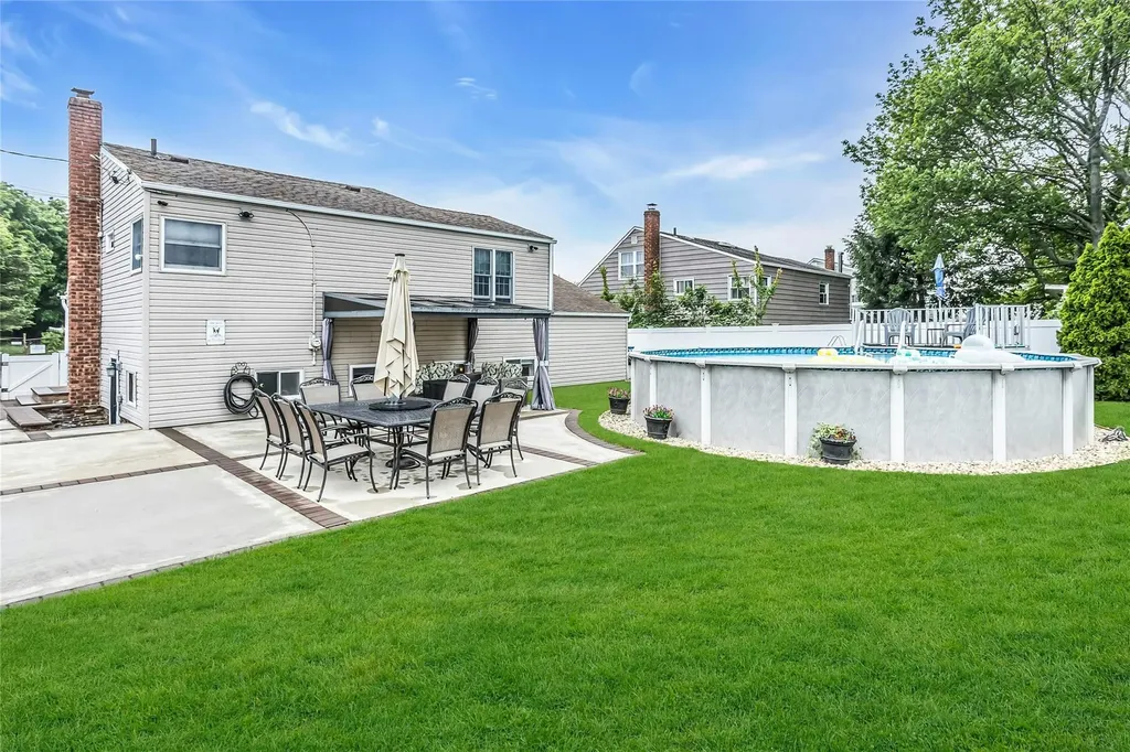 6 Ceil Place Bethpage NY 11714