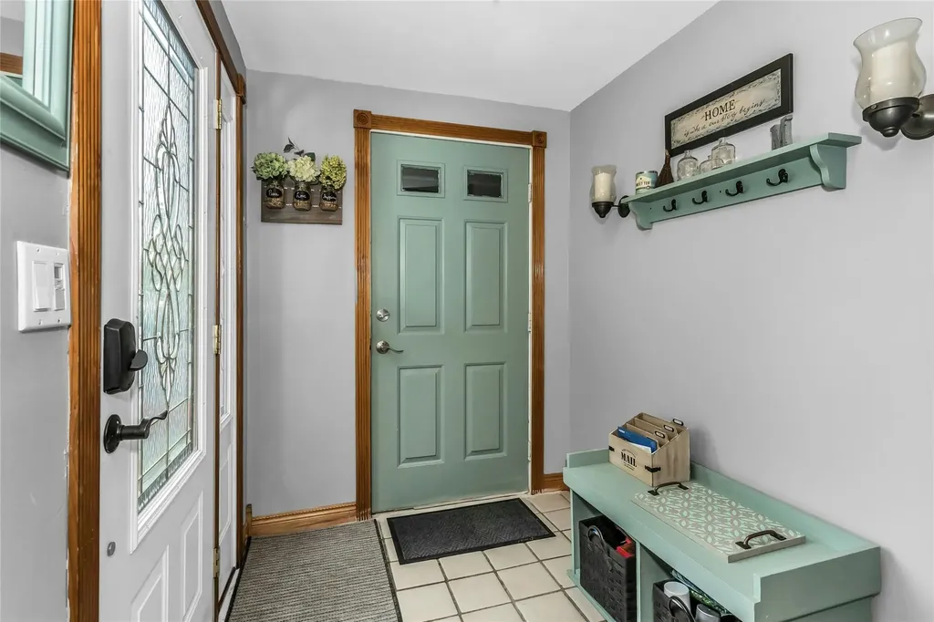 6 Ceil Place Bethpage NY 11714