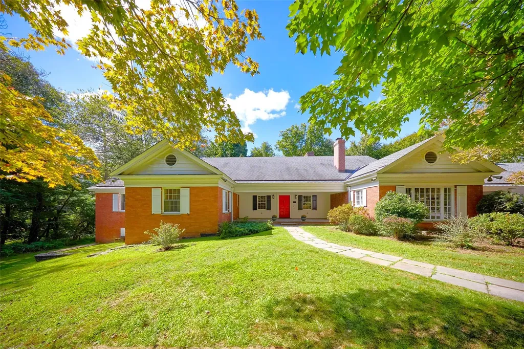 94 Cedar Avenue Poughkeepsie NY 12603