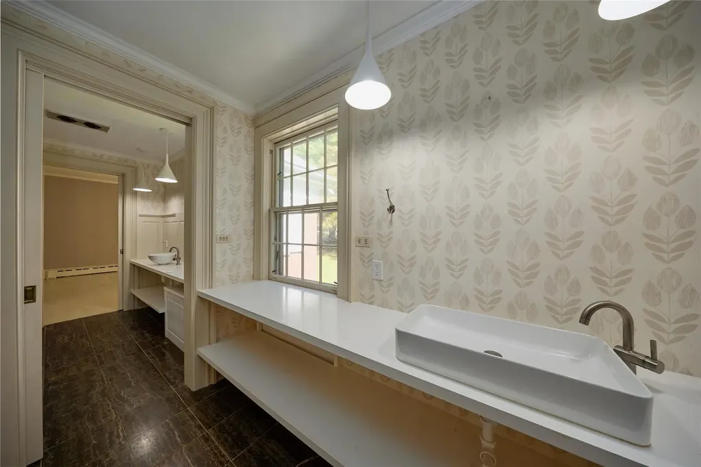 94 Cedar Avenue Poughkeepsie NY 12603