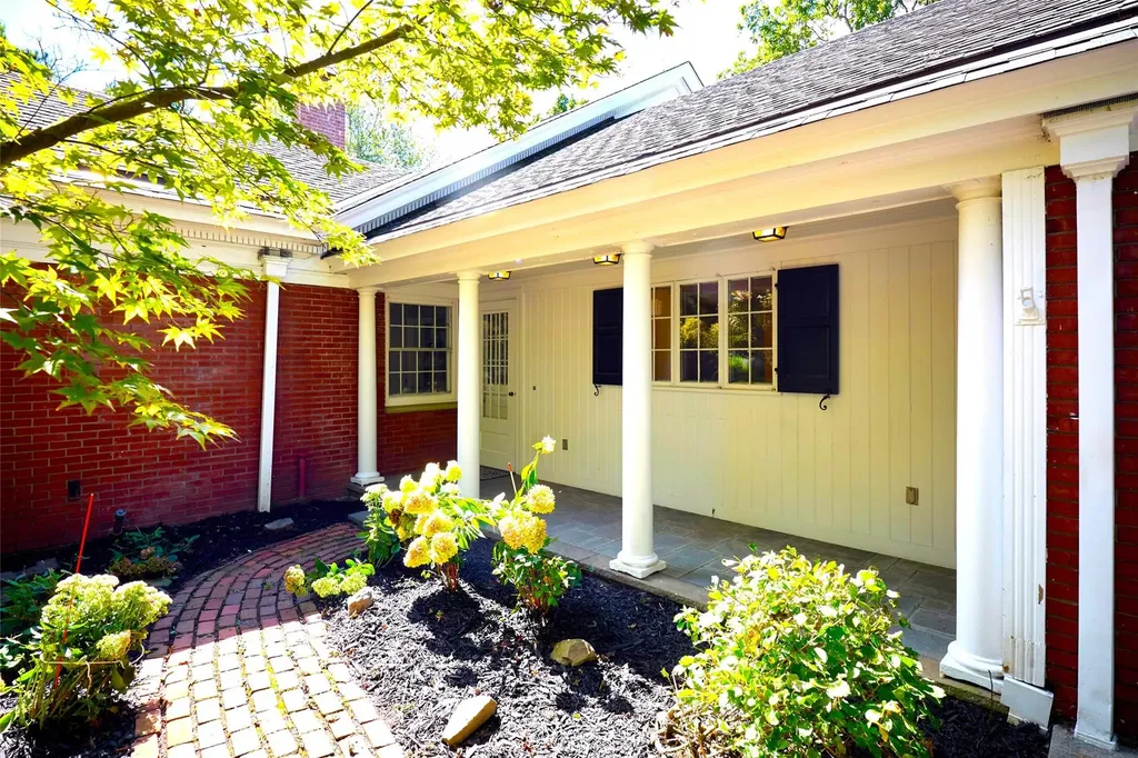 94 Cedar Avenue Poughkeepsie NY 12603