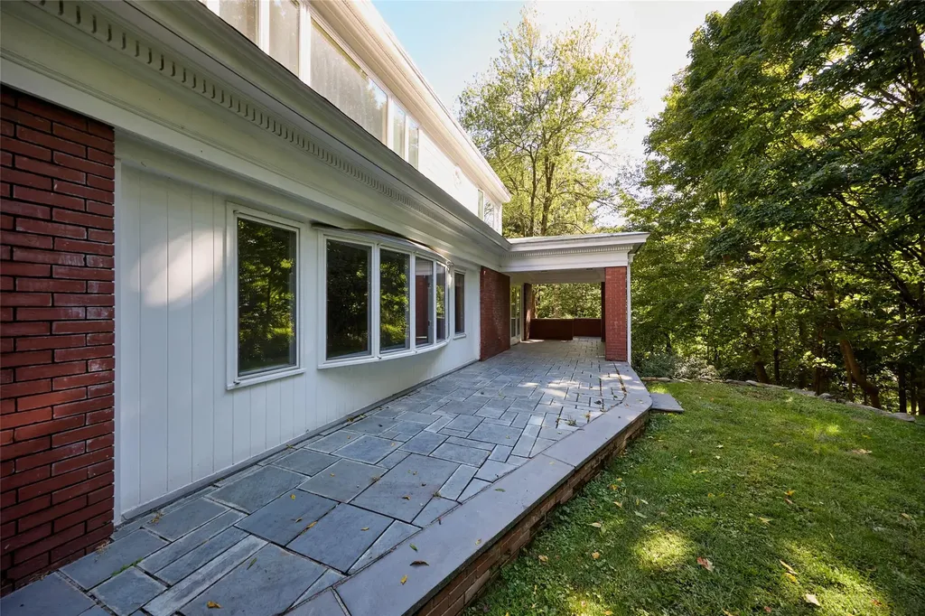 94 Cedar Avenue Poughkeepsie NY 12603