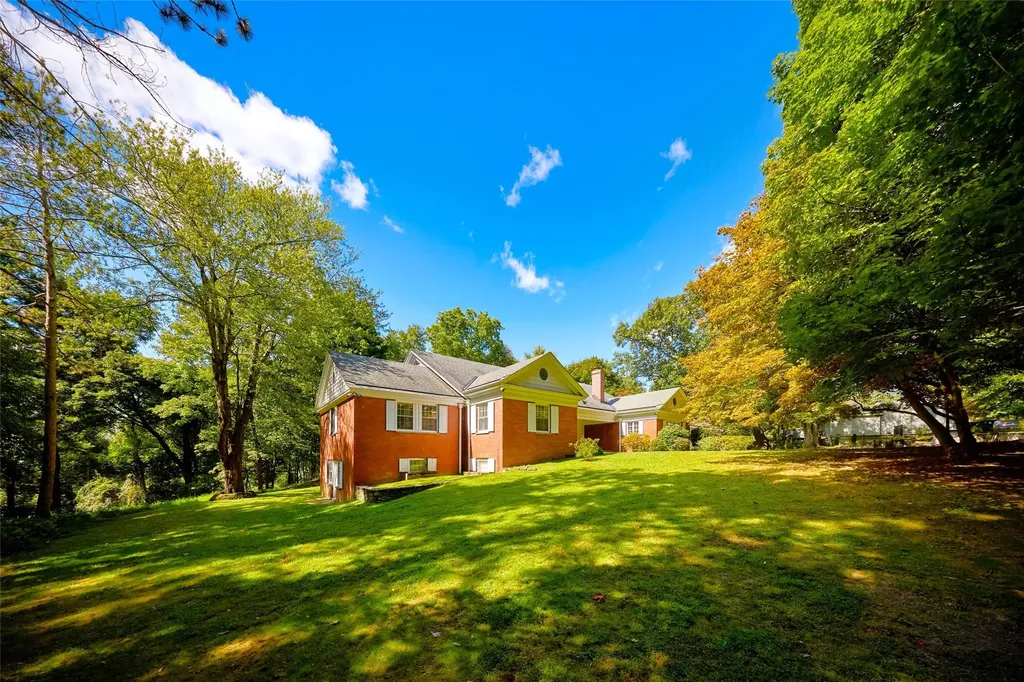 94 Cedar Avenue Poughkeepsie NY 12603