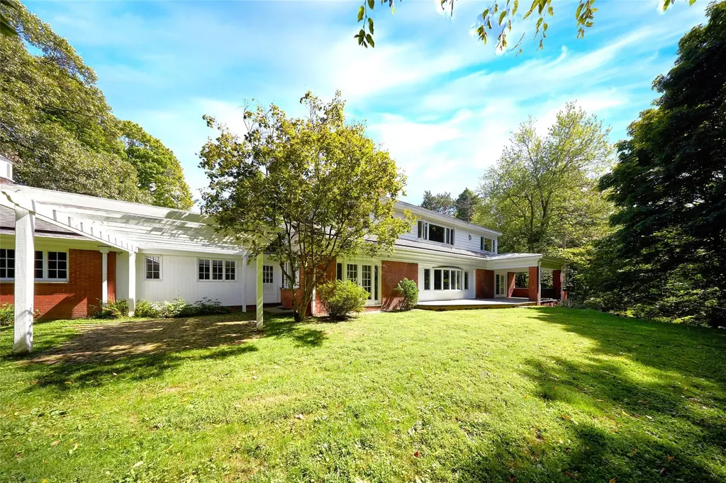 94 Cedar Avenue Poughkeepsie NY 12603