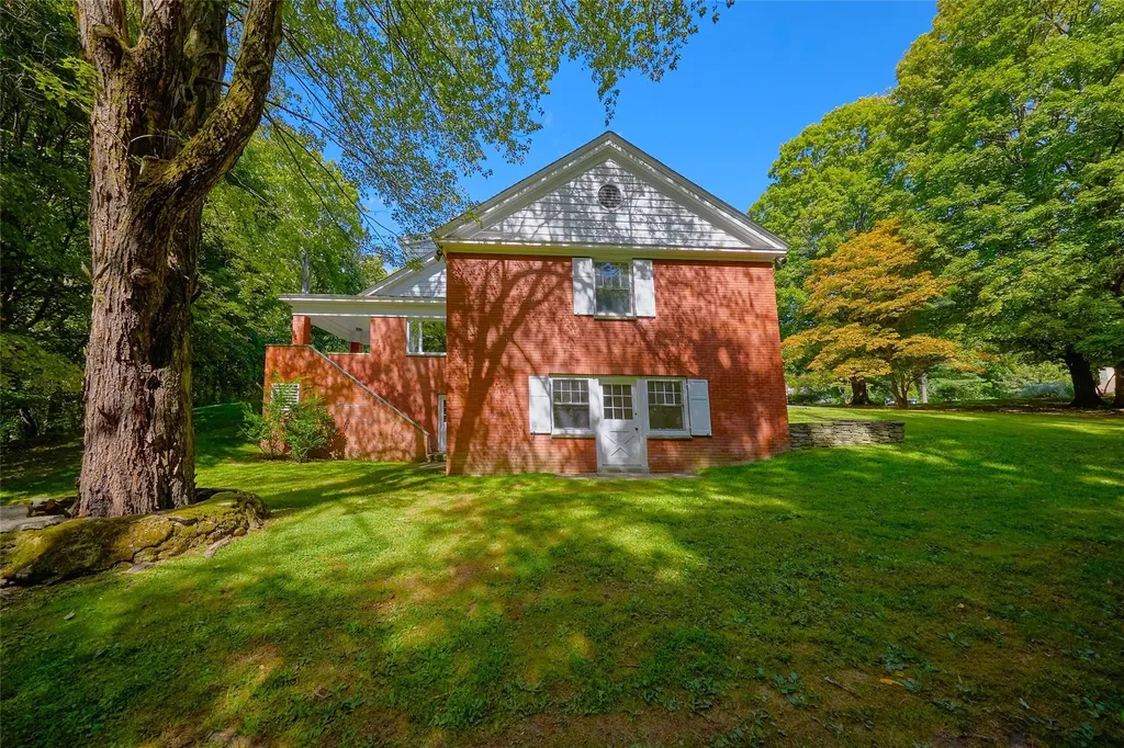 94 Cedar Avenue Poughkeepsie NY 12603