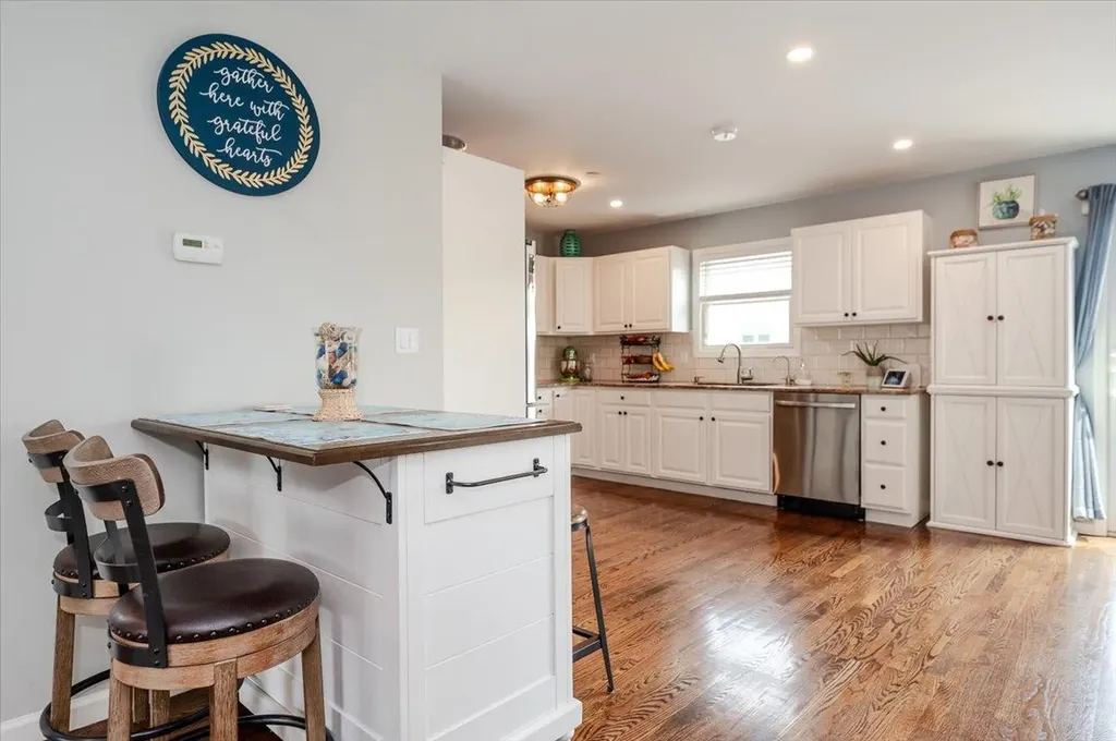 360 E Hudson Street Long Beach NY 11561