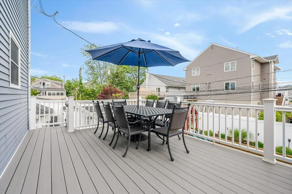 360 E Hudson Street Long Beach NY 11561