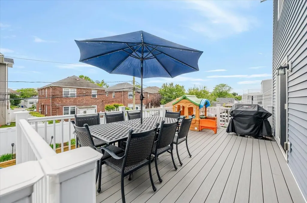 360 E Hudson Street Long Beach NY 11561