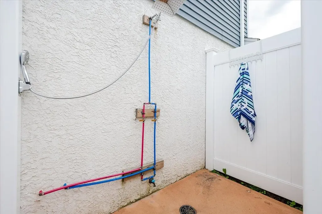 360 E Hudson Street Long Beach NY 11561