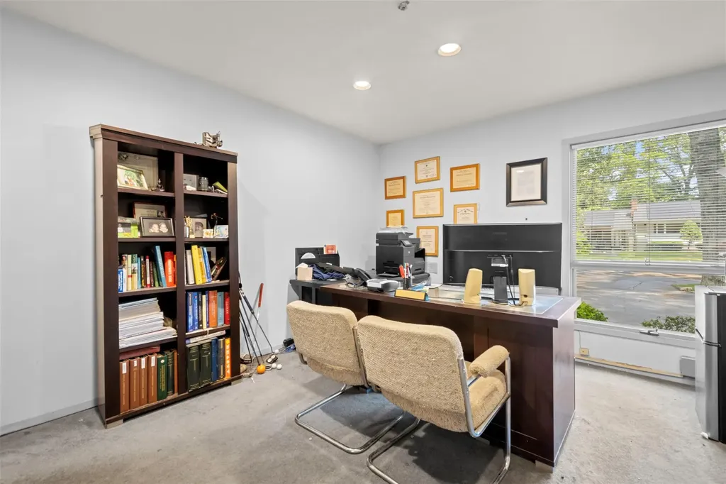 10 Hunter Avenue Miller Place NY 11764