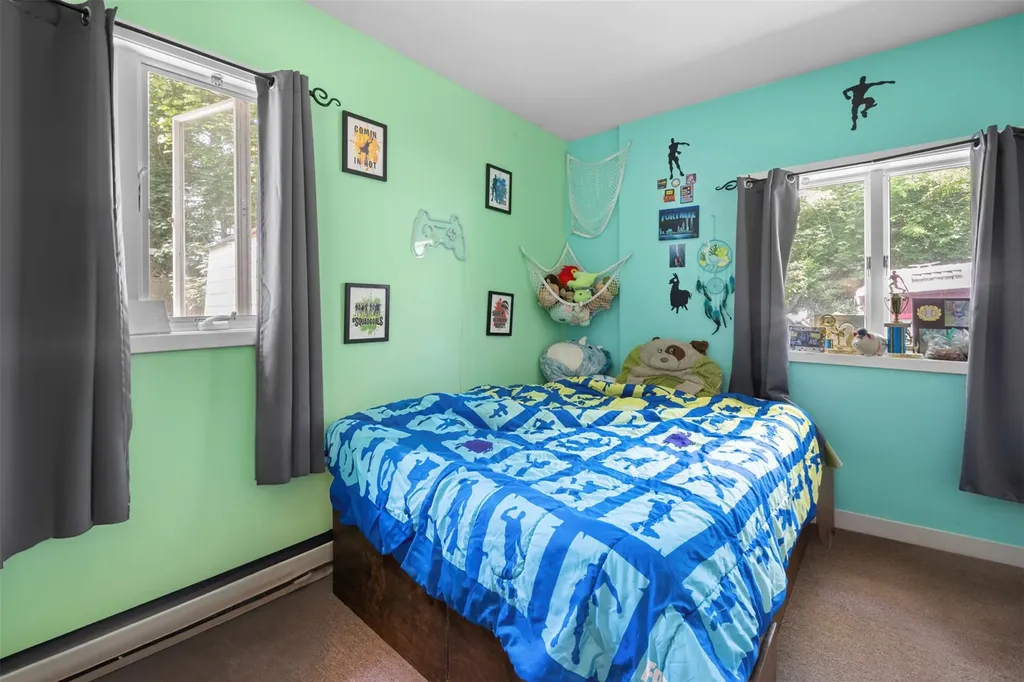 10 Hunter Avenue Miller Place NY 11764