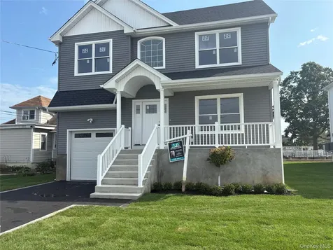 1116 Washington Place Baldwin Harbor NY 11510