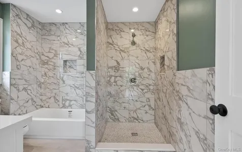 1116 Washington Place Baldwin Harbor NY 11510