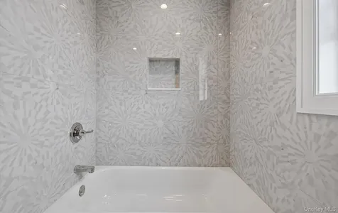 1116 Washington Place Baldwin Harbor NY 11510