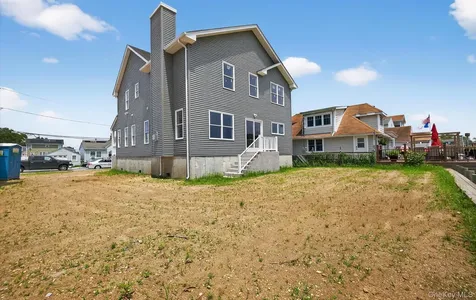 1116 Washington Place Baldwin Harbor NY 11510