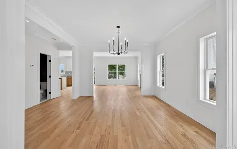 1116 Washington Place Baldwin Harbor NY 11510