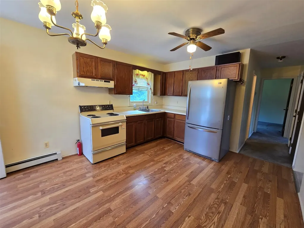 11 Apple Blossom Lane Milton NY 12547