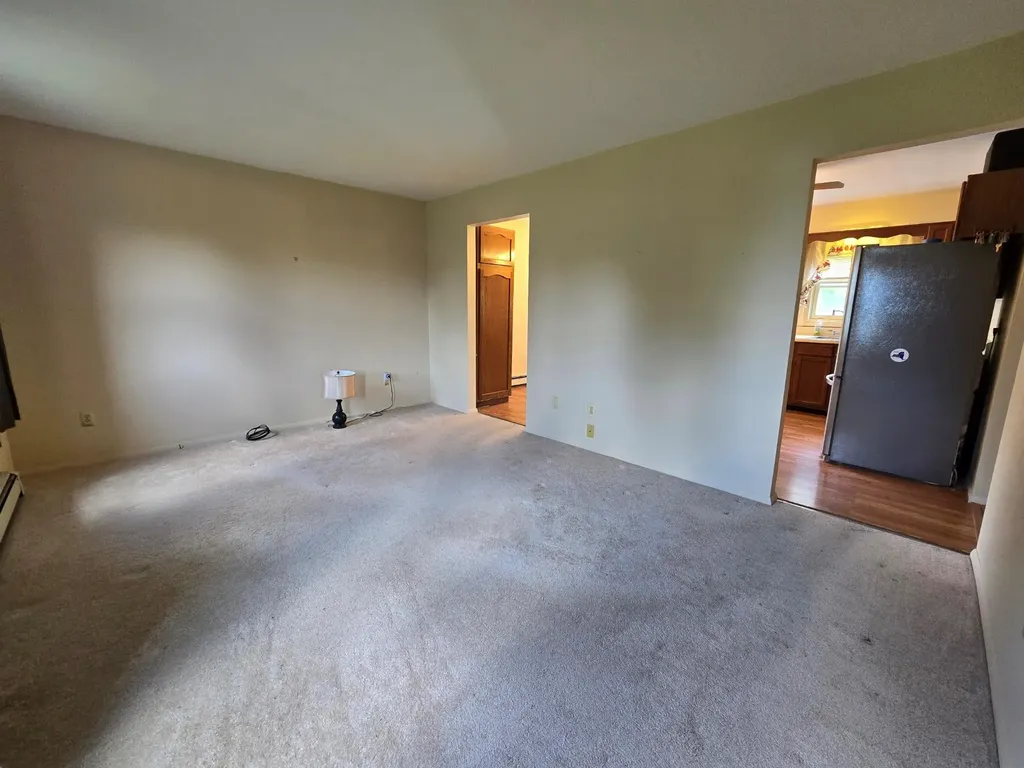 11 Apple Blossom Lane Milton NY 12547