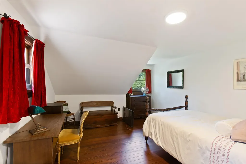 30 Lake Drive Holmes NY 12531