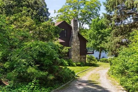 30 Lake Drive Holmes NY 12531