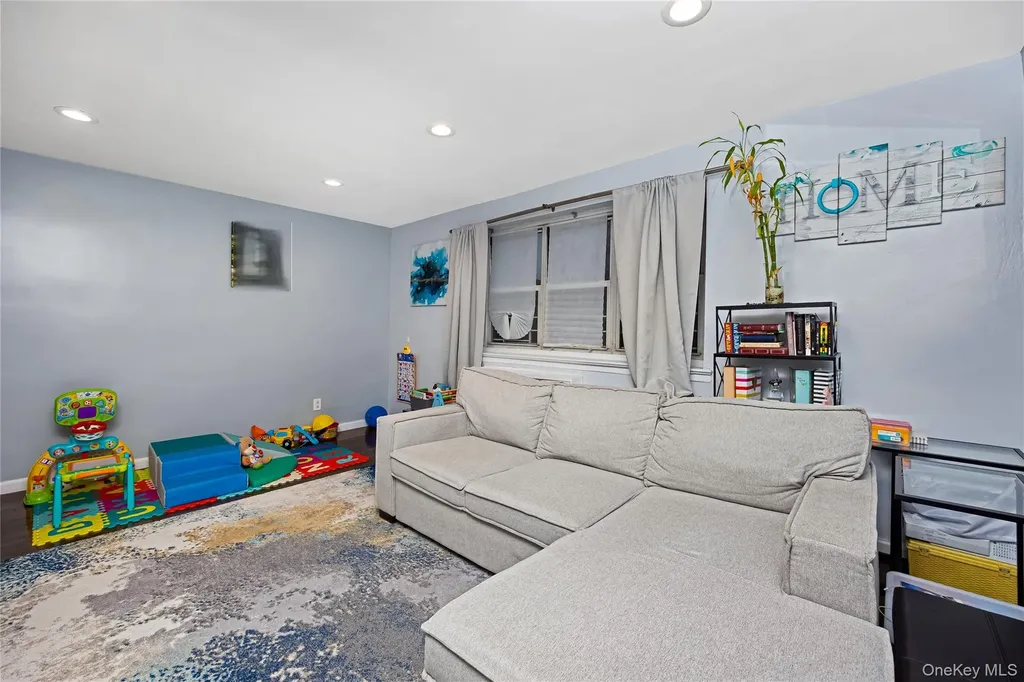 88-25 155th Avenue Howard Beach NY 11414