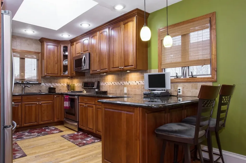 3316 Yost Boulevard Oceanside NY 11572