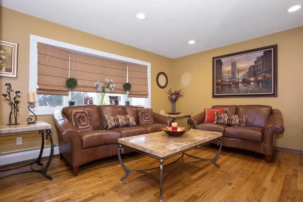 3316 Yost Boulevard Oceanside NY 11572