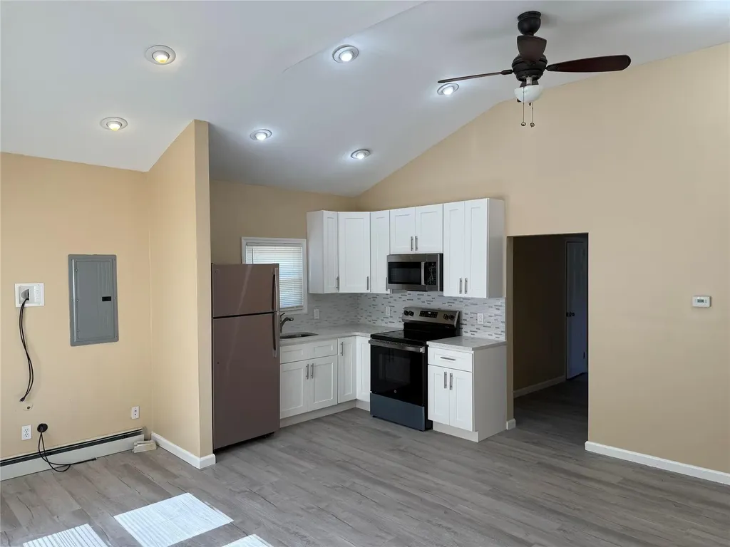 27 Adirondack Drive Selden NY 11784