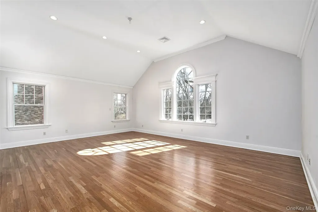 8 Walden Lane Rye NY 10580